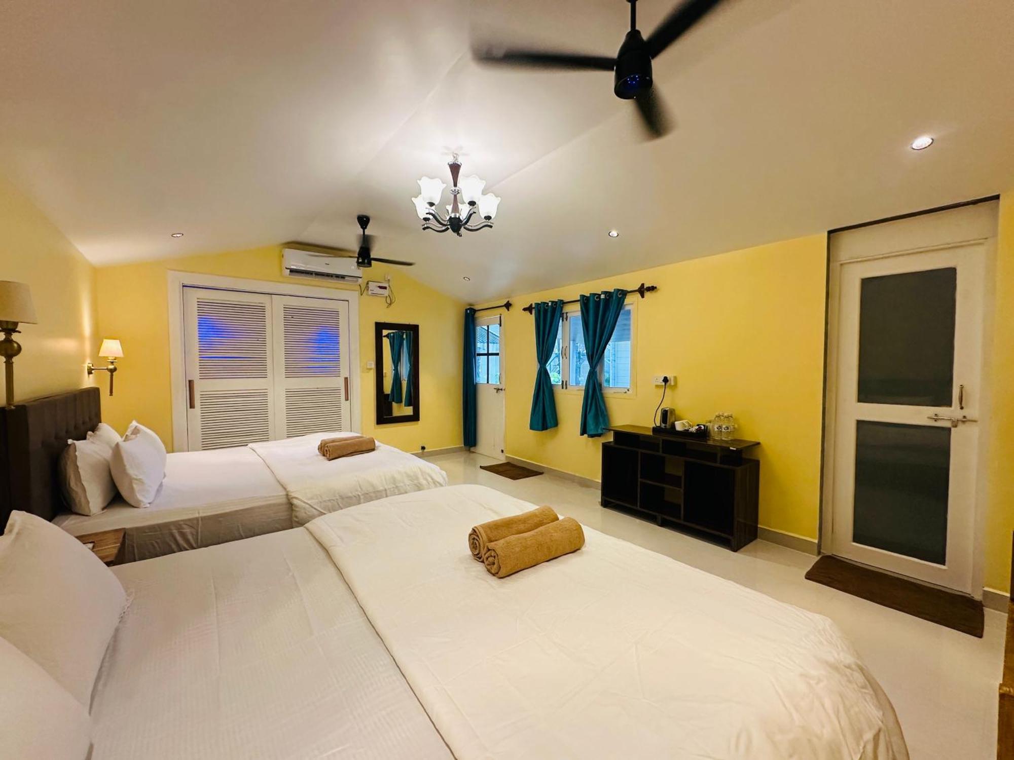Cocos Beach Resort 팔로렘 외부 사진